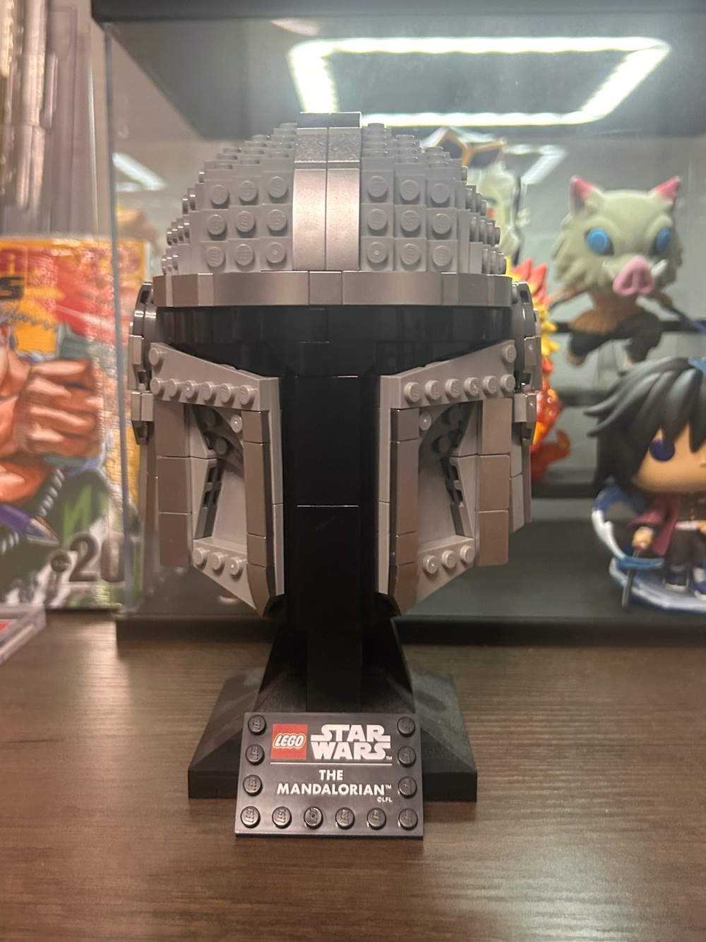 Lego Mandalorian Helmet - Gray and Black